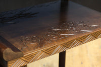 花彫刻が華やかな日光彫の飾り棚 BB3086