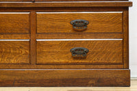 ダイヤガラスが煌めくレトロモダンな観音扉のガラスケース BB3092