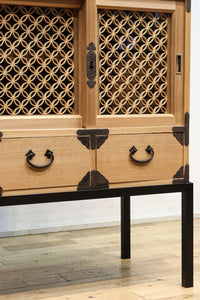 七宝組子が可愛らしいアイアンフレーム付き枕箪笥 BB3094