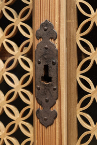 七宝組子が可愛らしいアイアンフレーム付き枕箪笥 BB3094