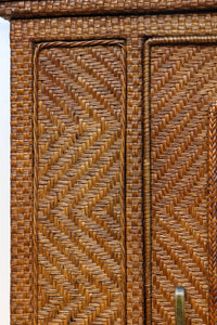 珍品!! 味わい深い網代編みの衣裳箪笥 BB3101