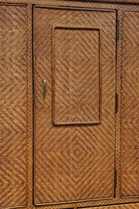 珍品!! 味わい深い網代編みの衣裳箪笥 BB3101