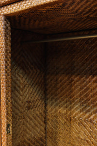 珍品!! 味わい深い網代編みの衣裳箪笥 BB3101