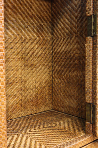 珍品!! 味わい深い網代編みの衣裳箪笥 BB3101