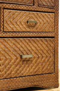 珍品!! 味わい深い網代編みの衣裳箪笥 BB3101