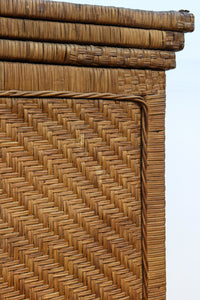 珍品!! 味わい深い網代編みの衣裳箪笥 BB3101