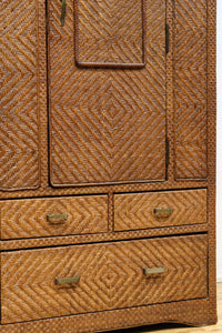 珍品!! 味わい深い網代編みの衣裳箪笥 BB3101