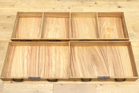 珍品!! 迫力ある装飾金具で飾られた絢爛な観音扉の小型帳場箪笥 BB3105