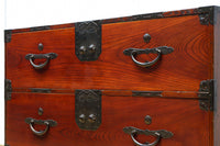 装飾金具が映えるアイアンフレーム付き衣裳箪笥 BB3107