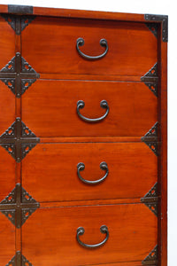 引き出し内部にまで黒漆を施した上質な庄内収納箪笥 BB3113