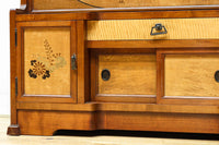 国産ステンドグラスが煌めく魅力的な造りのライティングビューロー BB3114