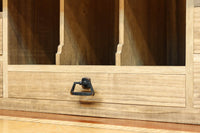 国産ステンドグラスが煌めく魅力的な造りのライティングビューロー BB3114