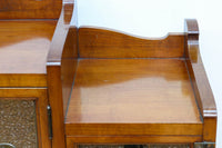 国産ステンドグラスが煌めく魅力的な造りのライティングビューロー BB3114