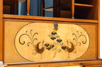 国産ステンドグラスが煌めく魅力的な造りのライティングビューロー BB3114