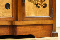 国産ステンドグラスが煌めく魅力的な造りのライティングビューロー BB3114