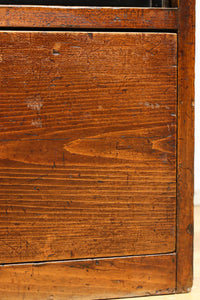 歴史ある味わい深いふすま絵の飛騨地方茶箪笥 BB3116