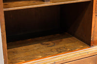 歴史ある味わい深いふすま絵の飛騨地方茶箪笥 BB3116