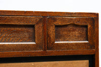 歴史ある味わい深いふすま絵の飛騨地方茶箪笥 BB3116