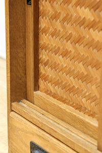 極上全面タモ材‼ 木地色の優しい風合いをした網代戸の小箪笥 BB3122