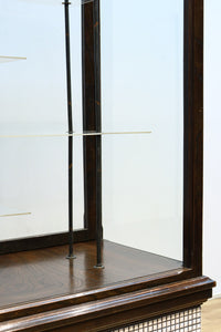 タイル細工を施したレトロ感溢れる稀少アンバー色ガラス4面ショーケース BB3124