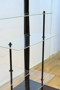 タイル細工を施したレトロ感溢れる稀少アンバー色ガラス4面ショーケース BB3124