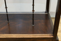 タイル細工を施したレトロ感溢れる稀少アンバー色ガラス4面ショーケース BB3124