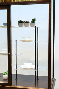 タイル細工を施したレトロ感溢れる稀少アンバー色ガラス4面ショーケース BB3124