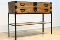 凛とした風格漂うアイアンフレーム付き総桐刀箪笥 BB3126