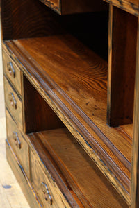 正面に黒柿、三方に欅を惜しみなく使用した高級感極上茶箪笥 BB3127