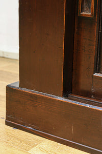 上品さが際立つみざら戸づくりの近江水屋箪笥 BB3132