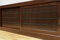 上品さが際立つみざら戸づくりの近江水屋箪笥 BB3132