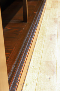 上品さが際立つみざら戸づくりの近江水屋箪笥 BB3132