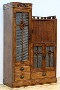 木枠デザインや蛇腹戸造りがお洒落なレトロ本棚 BB3150