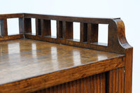 木枠デザインや蛇腹戸造りがお洒落なレトロ本棚 BB3150