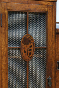 木枠デザインや蛇腹戸造りがお洒落なレトロ本棚 BB3150