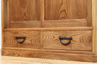 優美な杢目が流れる素地色の三方総欅収納箪笥 BB3153