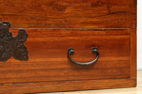 落ち着いた色艶で引き出し付きのつづら箱 BB3155