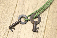 落ち着いた色艶で引き出し付きのつづら箱 BB3155