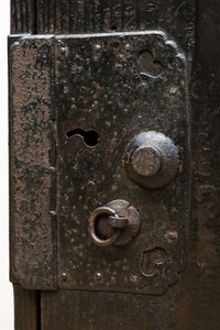 味わいのある色彩で歴史が感じられる北陸地方行商箪笥 BB3157