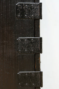 味わいのある色彩で歴史が感じられる北陸地方行商箪笥 BB3157