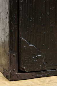 味わいのある色彩で歴史が感じられる北陸地方行商箪笥 BB3157