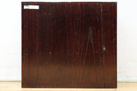 レトロな雰囲気纏う小型の総桐飾り棚 BB3158