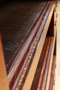 幅1960ミリ!! 四枚引き戸の壮観な造りで貫禄溢れる近江水屋箪笥 BB3173-MT