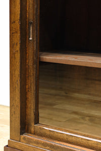 レトロガラスの煌めきが美しいアイアンフレーム付きガラスケース BB3177