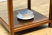 収納部分が3段に分割された使い易い脚高デザインのガラスケース BB3180