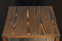 収納部分が3段に分割された使い易い脚高デザインのガラスケース BB3180