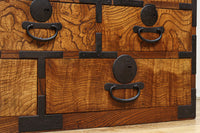 美しい杢目が流れる上質な帳場箪笥 BB3201