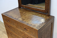 桜の木が引き出し前面に美しく描かれた軽井沢彫りの鏡台 BB3236