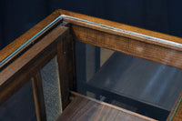 昭和レトロ!! タイルの細工がお洒落なオークガラスケース BB3237