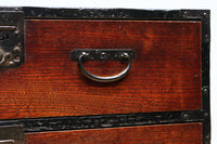 味わい深い古色に包まれたアイアンフレーム付き最上小箪笥 BB3240